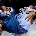 Cuti Melahirkan RI 6 Bulan: Ngga Main-Main, Negara Ini Kasih 13 Bulan!