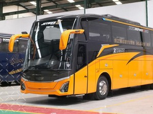 Bus Baru PO 27 Trans Meluncur dari Garasi Adiputro: Elegan dan Berkelas