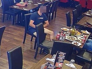 Demi Makanan Gratis, 5 Orang Ini Nekat Taruh Rambut di Makanan