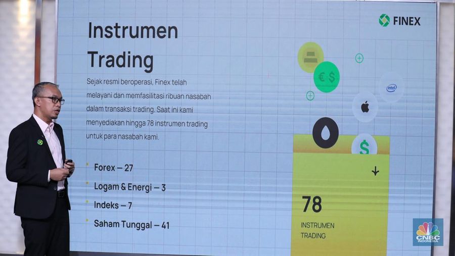 Direktur Utama Finex, Agung Wisnuaji dalam acara Road to CNBC Awards 2023 'Best Financial Services', pada Senin, (20/11/2023). Penghargaan ini merupakan para pelaku di sektor layanan keuangan yang mampu mengukir kisah sukses di tengah ketidakpastian ekonomi Tanah Air. (CNBC Indonesia/Tri Susilo)