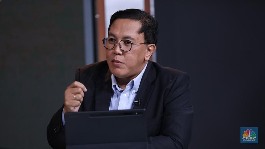 Direktur Utama Jalin, Ario Tejo Bayu Aji dalam acara Road to CNBC Awards 2023 'Best Financial Services', pada Senin, (20/11/2023). Penghargaan ini merupakan para pelaku di sektor layanan keuangan yang mampu mengukir kisah sukses di tengah ketidakpastian ekonomi Tanah Air. (CNBC Indonesia/Tri Susilo)
