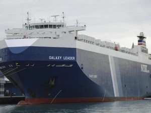 Houthi Bajak Kapal Terkait Israel di Laut Merah, 25 ABK Disandera