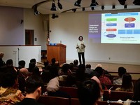Jadi Dosen Sehari UC Berkeley, Sri Mulyani Bagikan Ilmu Ini