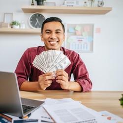 5 Jurus Anti Gaji Lenyap Bak Dimakan Tuyul: Aturan E-Wallet-Investasi