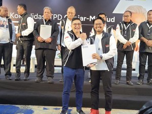 Dokter Udin Terima SK Ketua TKD Ganjar-Mahfud Sulsel, Godok Strategi Menang
