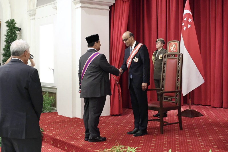 Prabowo Terima Penghargaan Militer Tertinggi dari Pemerintah Singapura, Darjah Utama Bakti Cemerlang. (Dok Kemenhan) Prabowo Terima Penghargaan Militer Tertinggi dari Pemerintah Singapura, Darjah Utama Bakti Cemerlang. (Dok Kemenhan)