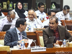 Klaim Koreksi Eddy Hiariej yang Ditepis KPK Masih Misteri