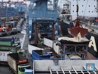 Tiba di Priok, 50 Ribu Ton Gula Impor Brasil Siap Banjiri RI