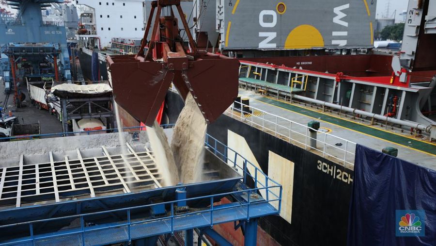 Impor Gula Pasir Ditengah Lonjakan Harga. (CNBC Indonesia/Tri Susilo)