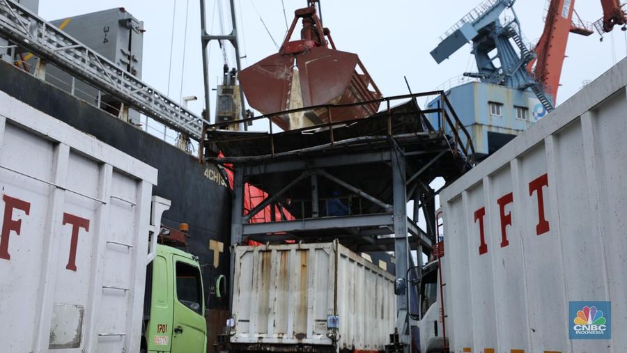 Impor Gula Pasir Ditengah Lonjakan Harga. (CNBC Indonesia/Tri Susilo)