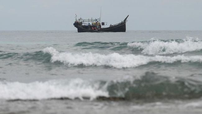 Rohingya Refugees Arrive in North Sumatra, Indonesia – International Media Coverage