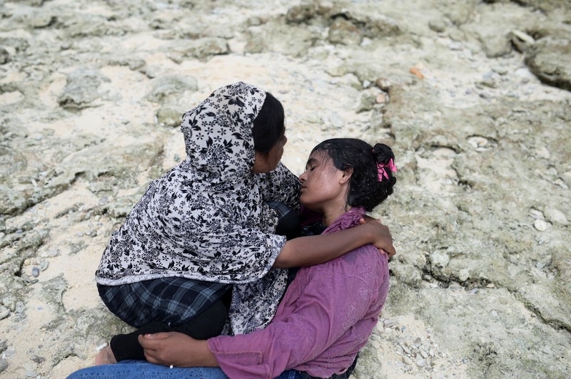 MIGRATION-INDONESIA/ROHINGYA A wooden boat that carried Rohingya Muslims is seen off the coast in Sabang, Aceh province, Indonesia, November 22, 2023. REUTERS/Riska Munawarah