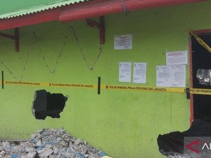 39 Kafe Diduga Tempat Prostitusi-Jual Miras di Jakut Dibongkar
