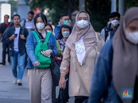 Gaji Gak Naik-Naik Jadi Biang Kerok Daya Beli Warga RI Lemah