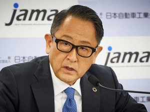 Wanti-wanti Bos Besar Toyota, Era Mobil Listrik Bikin Banyak Pengangguran