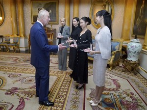 Raja Charles III ke BLACKPINK: Aku Ingin Menonton Penampilan Live Kalian