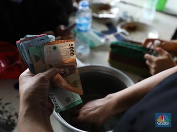 Prabowo Putus Kenaikan Upah Minimum 6,5%, Pengusaha Buka Suara