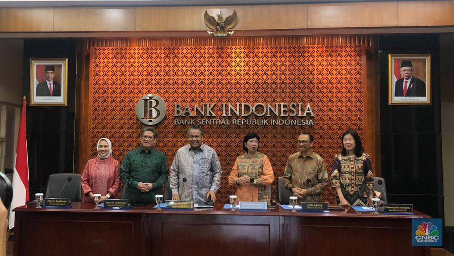 Pengumuman Hasil Rapat Dewan Gubernur Bulanan Bulan November 2023 (²©²ÊÍøÕ¾/Rindi Salsabilla Putri)