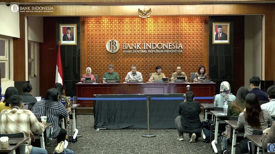 Pengumuman Hasil Rapat Dewan Gubernur Bulanan Bulan November 2023 (Tangkapan Layar Youtube)