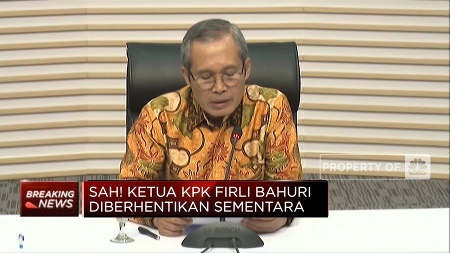 Terseret Kasus Hukum, Ketua KPK Firli Bahuri Diberhentikan Sementara