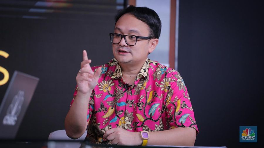 Wakil Menteri Perdagangan RI, Jerry Sambuaga memberikan pemaparan dalam acara Road To CNBC Indonesia Awards 2023 di Jakarta, Kamis (23/11/2023). (CNBC Indonesia/Faisal Rahman)
