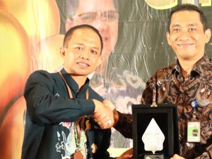 Bea Cukai Tanjung Perak Raih Penghargaan Instansi Pemerintah Terbaik