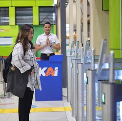 Warning! Tiket Kereta Libur Nataru Hampir Ludes