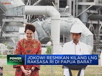 Video: Jokowi Resmikan Kilang LNG Raksasa RI di Papua Barat