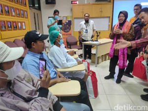 Gelar Operasi Katarak di Sumsel, Mensos: Kebutaan Bisa Jadi Kerugian Negara