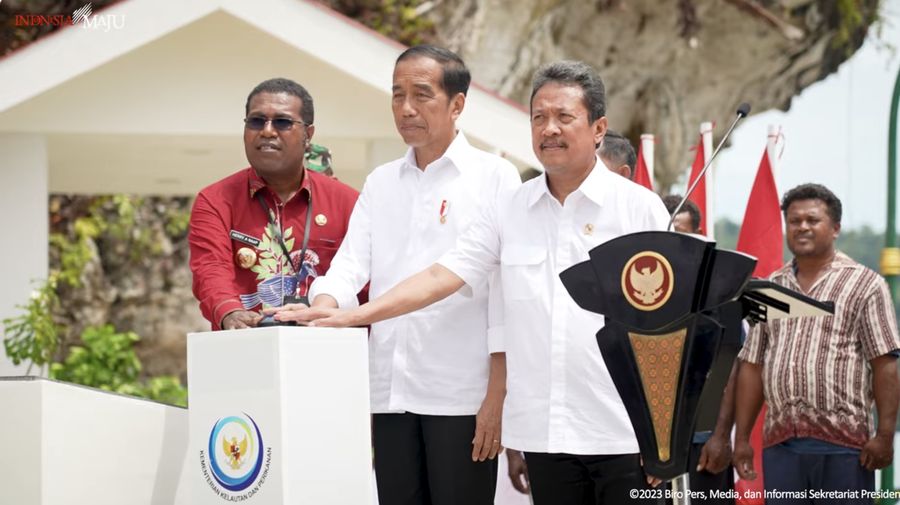 Presiden Jokowi Resmikan Kampung Nelayan Modern, Biak Numfor, 23 November 2023. (Tangkapan Layar Youtube)