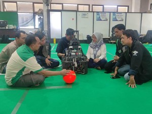 Kenalkan Sicobot, Robot Pelatih Kiper Karya Mahasiswa PENS