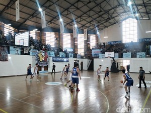 Tim Basket SMAN 12 dan SMAN 2 Lolos ke Final Classy Yamaha Youth Festival