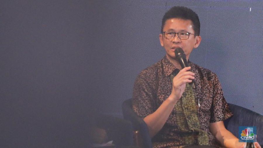 Direktur JFX, Yazid Kanca Surya memberikan pemaparan dalam acara Kelas Cuan bersama Finex di ALILA SCBD, Jakarta, Sabtu (25/11/2023). (CNBC Indonesia/Faisal Rahman)