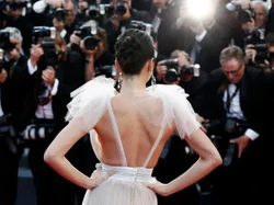 Bisa Gak Sih Beli Tiket Buat Jalan di Red Carpet Festival Film Cannes? Bisa Gak Sih Beli Tiket Buat Jalan di Red Carpet Festival Film Cannes?