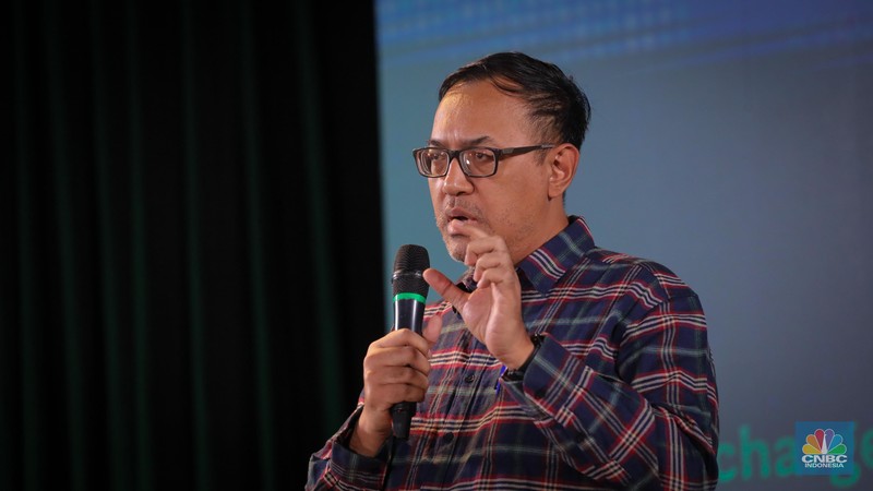 CEO Finex, Agung Wisnuaji memberikan pemaparan dalam acara Kelas Cuan bersama Finex di ALILA SCBD, Jakarta, Sabtu (25/11/2023). (CNBC Indonesia/Faisal Rahman)