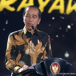 Hadiri Puncak Hari Guru Nasional, Jokowi Beri Pesan Ini
