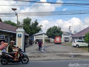 Kronologi Kebakaran Hebat Pabrik Sarung Tangan di Bantul