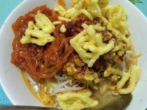 Nikmatnya Kupat Bongkok, Ikon Kuliner Kabupaten Tegal Sejak 1970-an