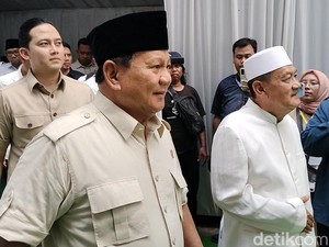Gelar Pertemuan Tertutup dengan Ulama Pantura, Prabowo Minta Didoakan Ini