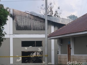 Suasana Terkini Pabrik Sarung Tangan yang Terbakar Hebat di Pleret Bantul
