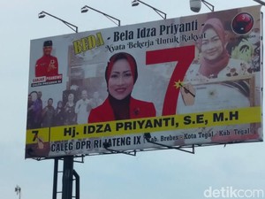 Pimpinan BUMD di Brebes Protes Fotonya Terpampang di Baliho Caleg DPR RI
