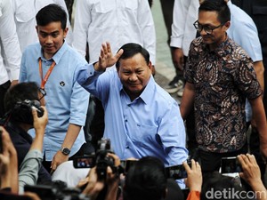 TKN Prabowo-Gibran Evaluasi Rutin Program Bagi-bagi Makanan dan Susu Gratis