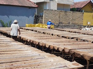 Permintaan Garam Amed Karangasem Capai 1,7 Ton per Bulan