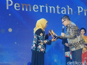 Gubernur Khofifah Sebut Kemiskinan Ekstrem di Jatim Turun Mencapai 0,82%