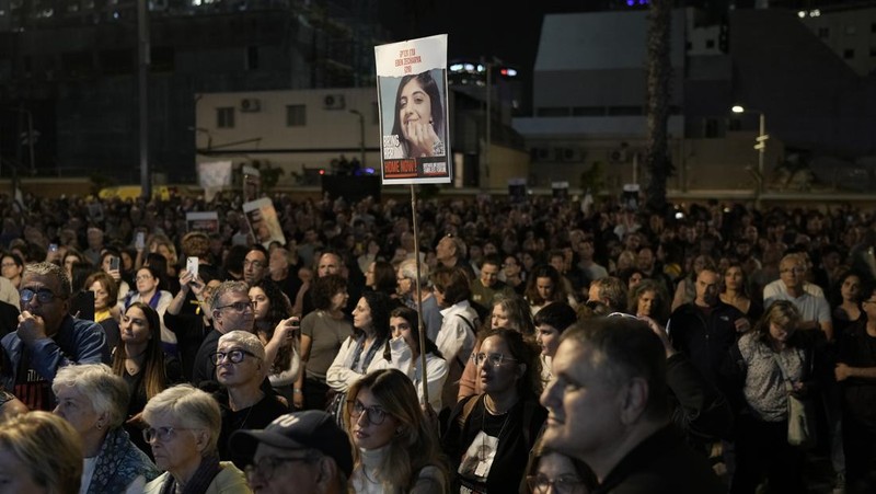 Suasana gencatan senjata antara Israel dan Hamas di Jalur Gaza masih terus berlanjut hingga saat ini, Minggu (26/11/2023). (REUTERS/Abed Sabah)