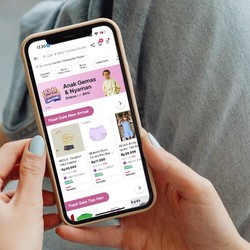 Tetap Stylish, Intip 5 Tips Gaya Pakaian Anak di Musim Hujan