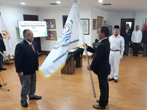 Ketua Umum KONI Pusat Lantik Pengurus Baru Triathlon Indonesia