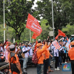 Massa Buruh Demo di Depan Kedubes AS, Hindari Jalan Ini