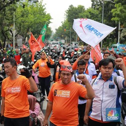 Hindari Jalan Ini, Buruh Demo Tuntut Kenaikan Upah Jakarta