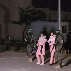 15 Update Gaza, Gencatan Senjata Hamas Israel-Kapal Perang AS